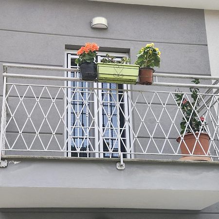 Grigio Perla Panigale, Villetta Con Giardino E Parcheggio Privato Fino A Tre Posti Auto - Un Oasi Di Tranqullita Bologna Ngoại thất bức ảnh