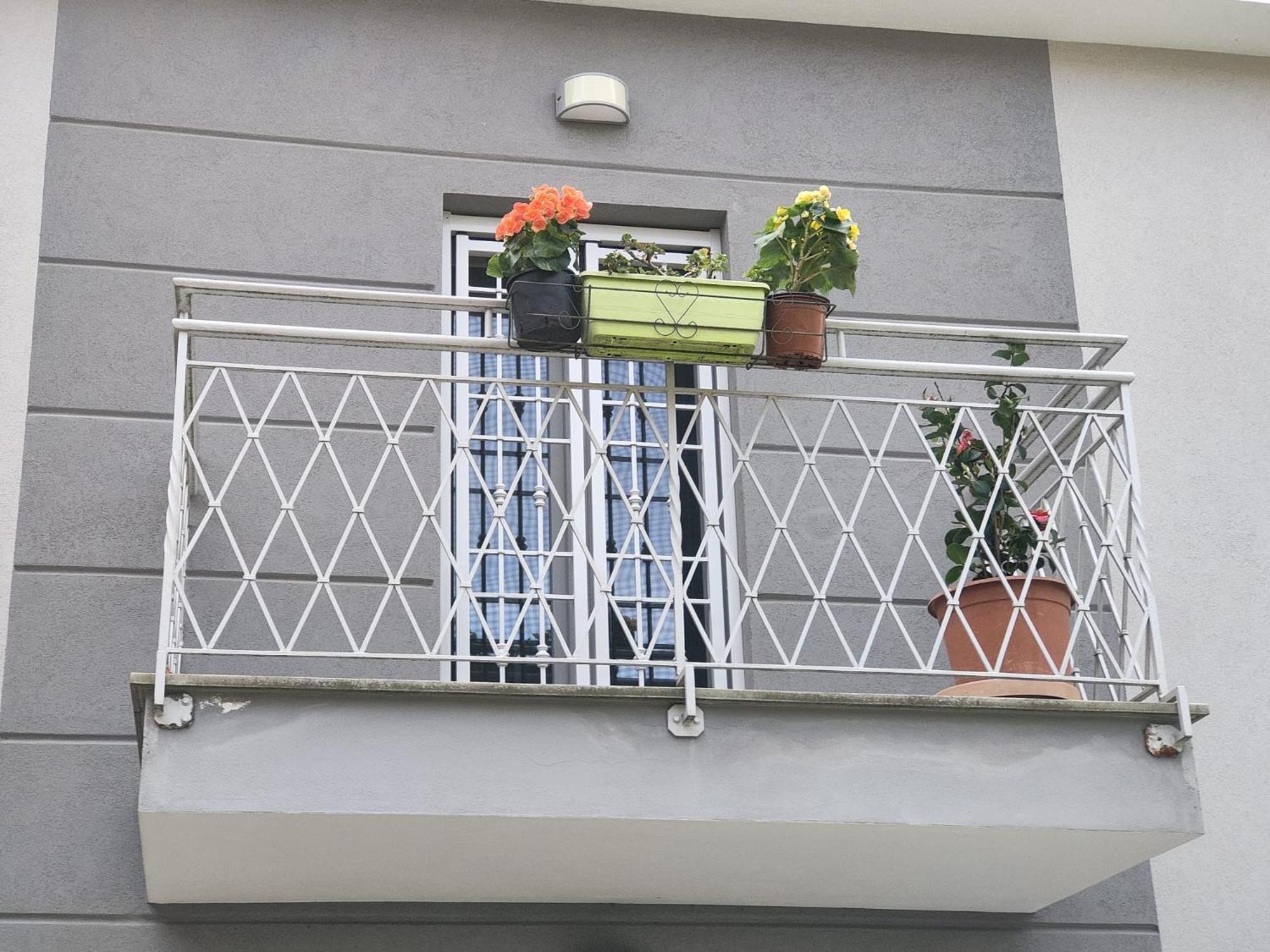 Grigio Perla Panigale, Villetta Con Giardino E Parcheggio Privato Fino A Tre Posti Auto - Un Oasi Di Tranqullita Bologna Ngoại thất bức ảnh